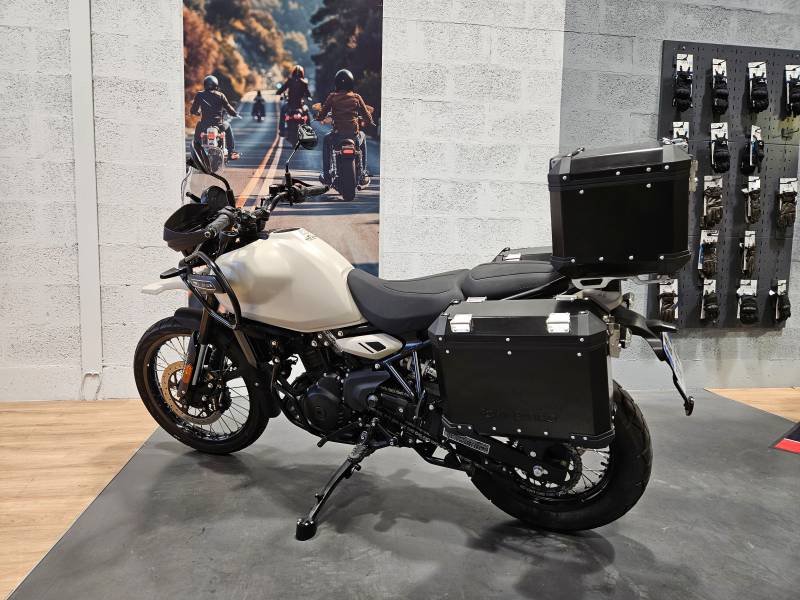 ROYAL ENFIELD HIMALAYAN 450