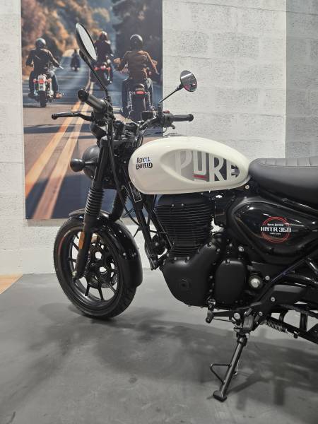 ROYAL ENFIELD HNTR 350 DAPPER WHITE