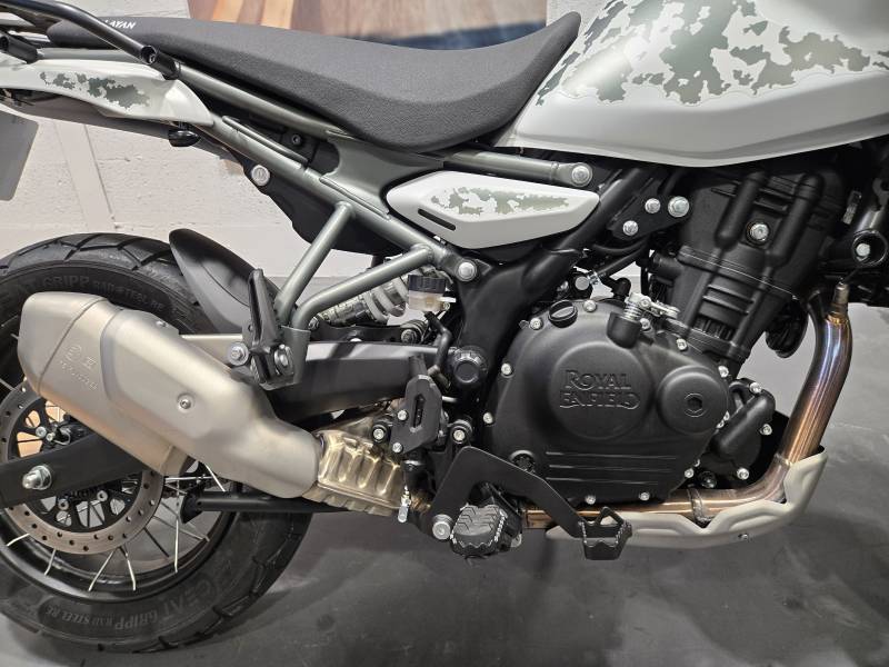 HIMALAYAN 450 KAMET WHITE