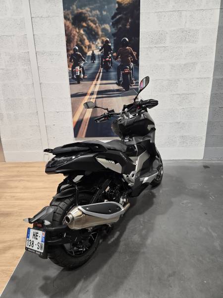 PEUGEOT XP400, LE SCOOTER OFF-ROAD DE LA MARQUE AU LION