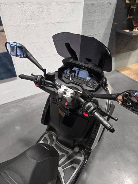 PEUGEOT METROPOLIS 400 GT