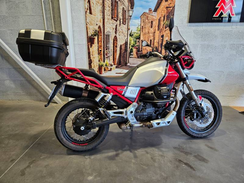 MOTO GUZZI V85TT