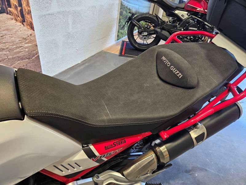 MOTO GUZZI V85TT