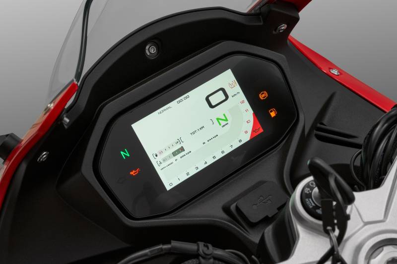 QJ MOTOR SRK 600 RS