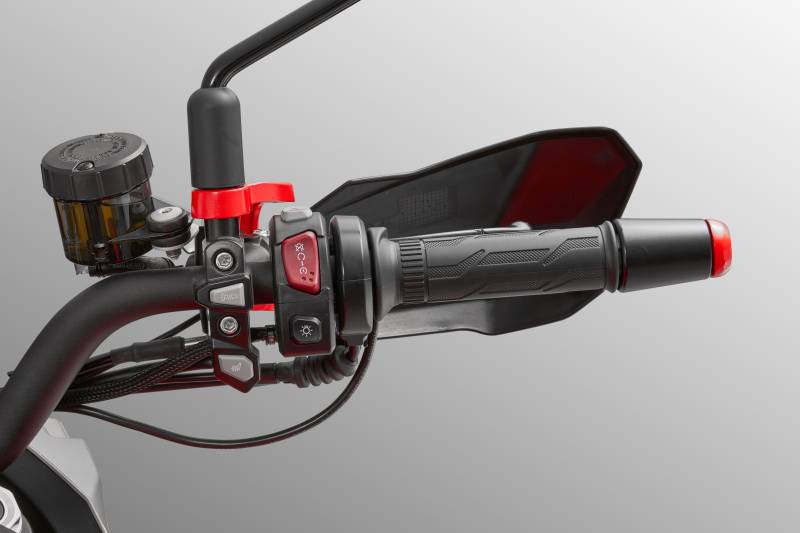 QJ MOTOR SRT 700 SX Touring
