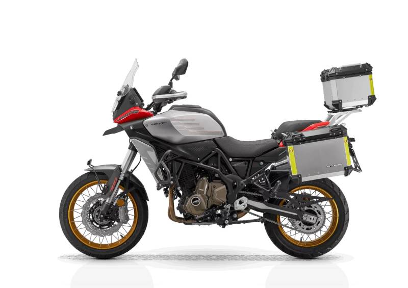 QJ MOTOR SRT 700 SX Touring